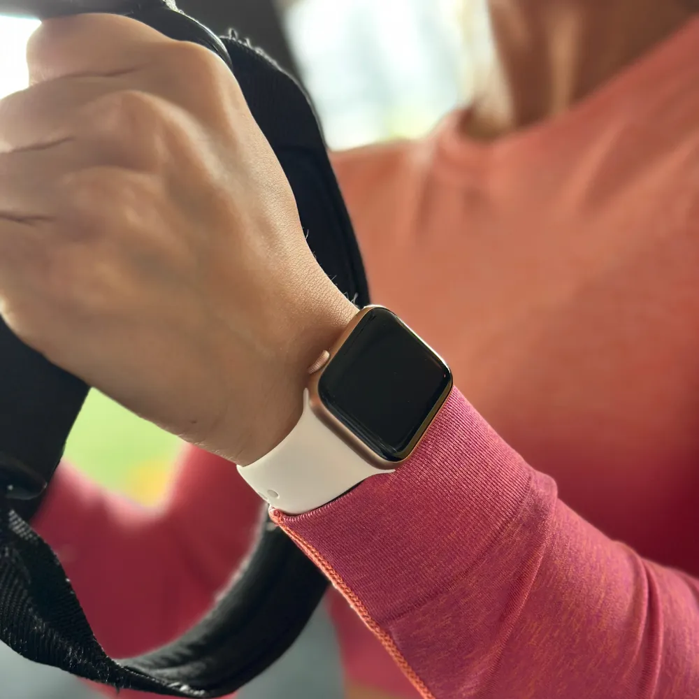 Apple Watch Silicone Strap (White) Everyday Comfort Daily Performance