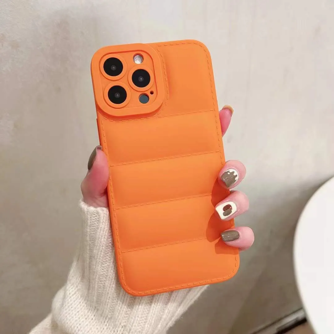 Elegant Pattern Protective Edge Down Jacket Pattern Soft Silicone Phone Case for iPhone