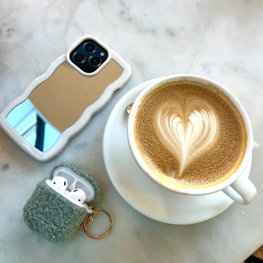 Hybrid Pattern Everyday Function Curvy Mirror Phone Case - Cream