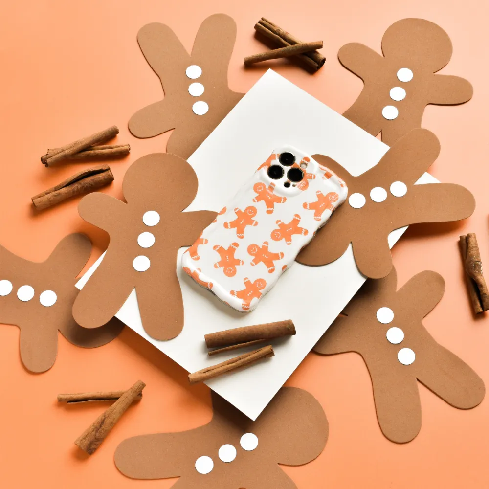 Flexible Build Form Vivid Detail Texture Wavy Phone Case - Gingerbread Treats