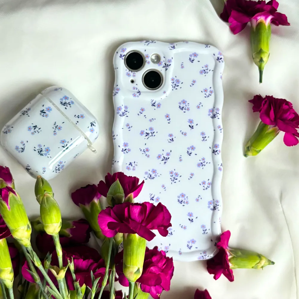 Premium Pattern Design Wavy Phone Case - Ditsy Floral Periwinkle