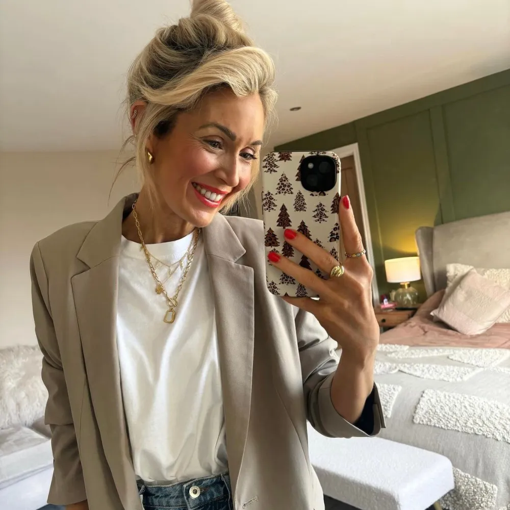 Durable Texture Layer Light Edge Tough Phone Case - Leopard Trees