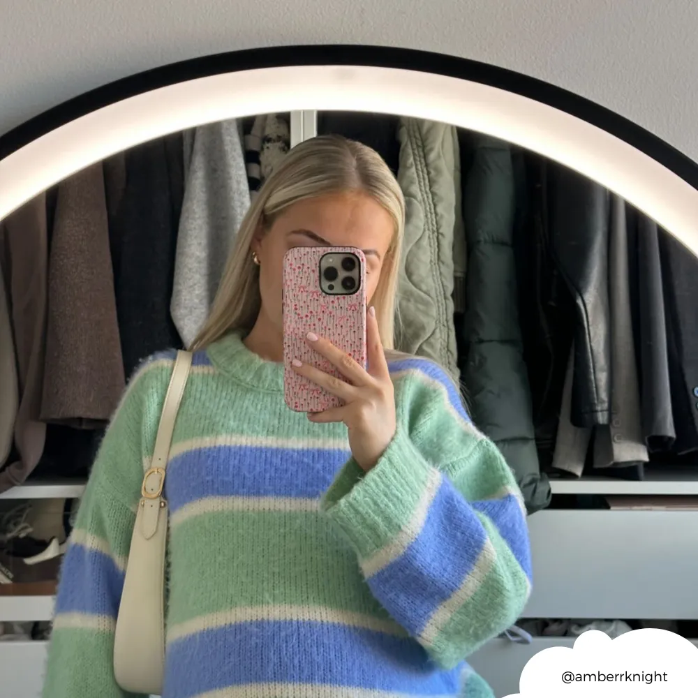 Stylish Detail Layer Textured Detail Tough Phone Case - Peony Bow