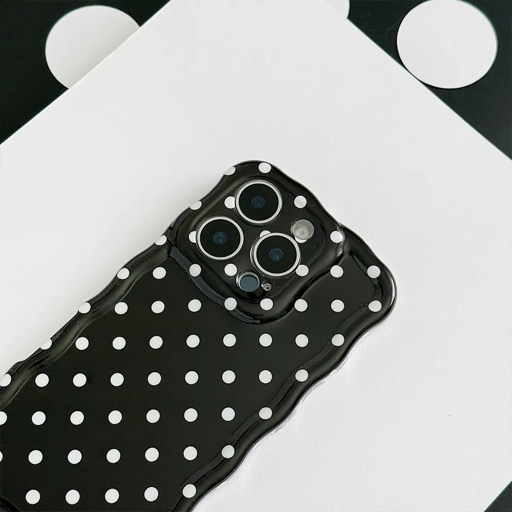 Protective Layer Wavy Phone Case - Black Polka Dot