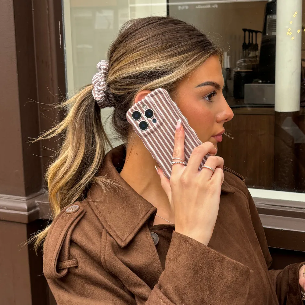 Slim Profiled Smooth Finish Touch Wavy Phone Case - Chestnut Stripes