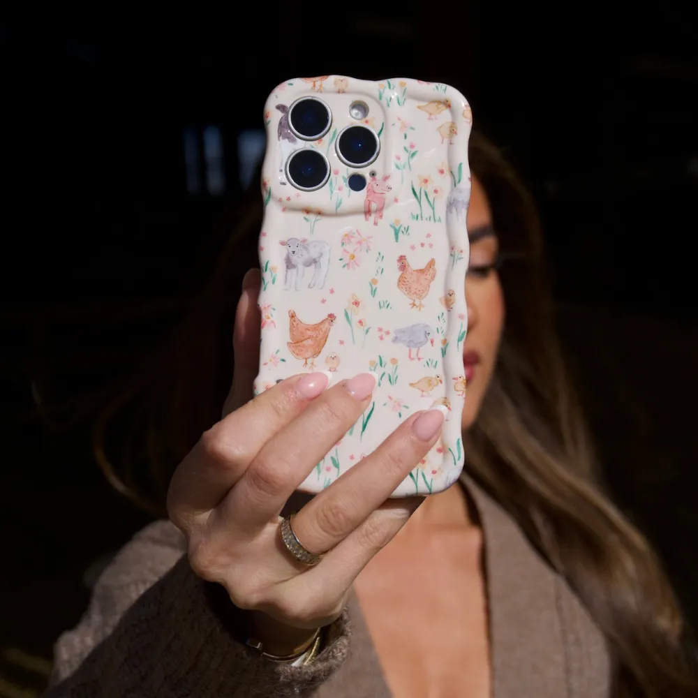 easy installation TPU Material Wavy Phone Case - Farmyard Friends