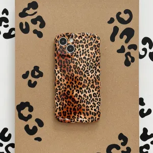 Matte Finish Wavy Phone Case - Leopard